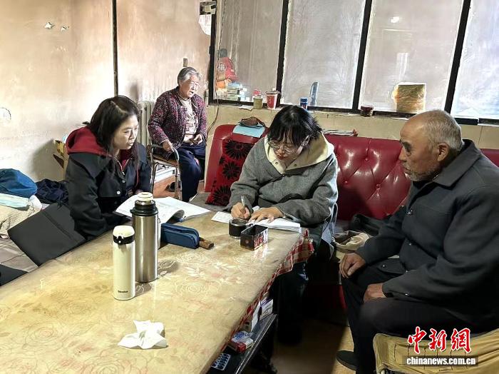 青海：“冬季攻坚”行动兜底保障困难民众生活